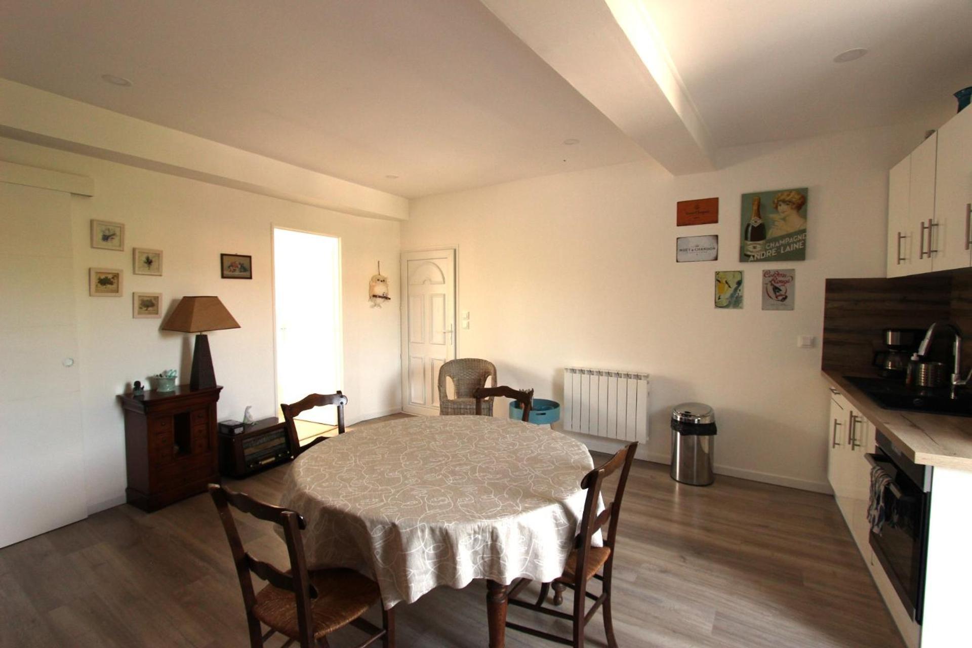 Joli Appartement Avec Balcon Au Coeur De Forcalquier Kültér fotó